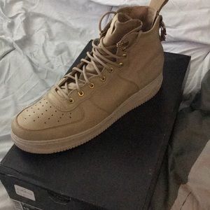 Nike SF Air Force 1  Mid